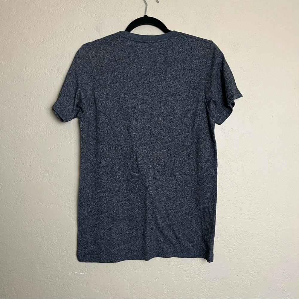 5/$30 Aeropostale men short sleeve gray athletic‎ casual shirt size small
